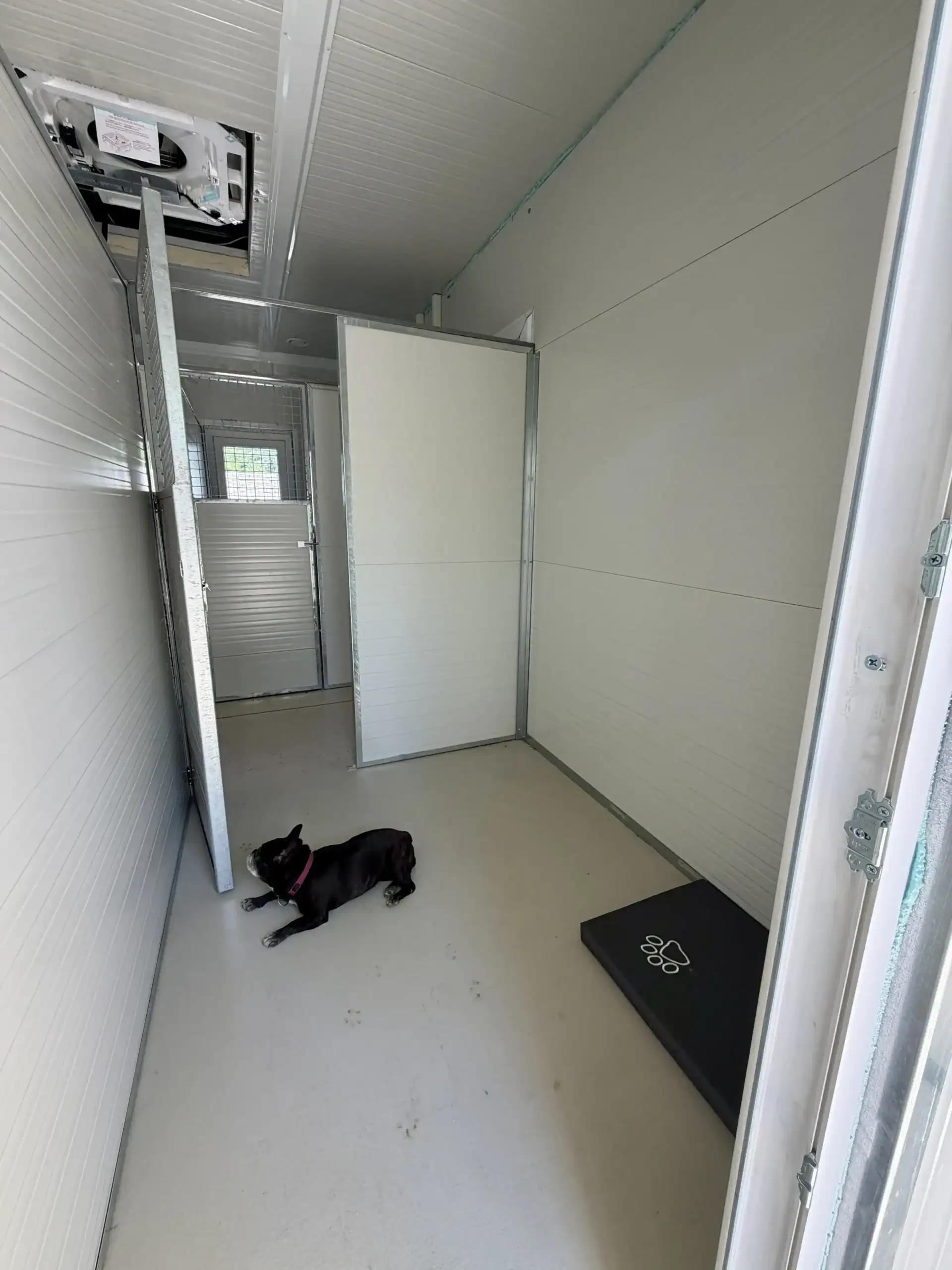 parkandbark_kutyahotel_kennel_belulrpl parkandbark_kutyahotel_kennel_belulrpl